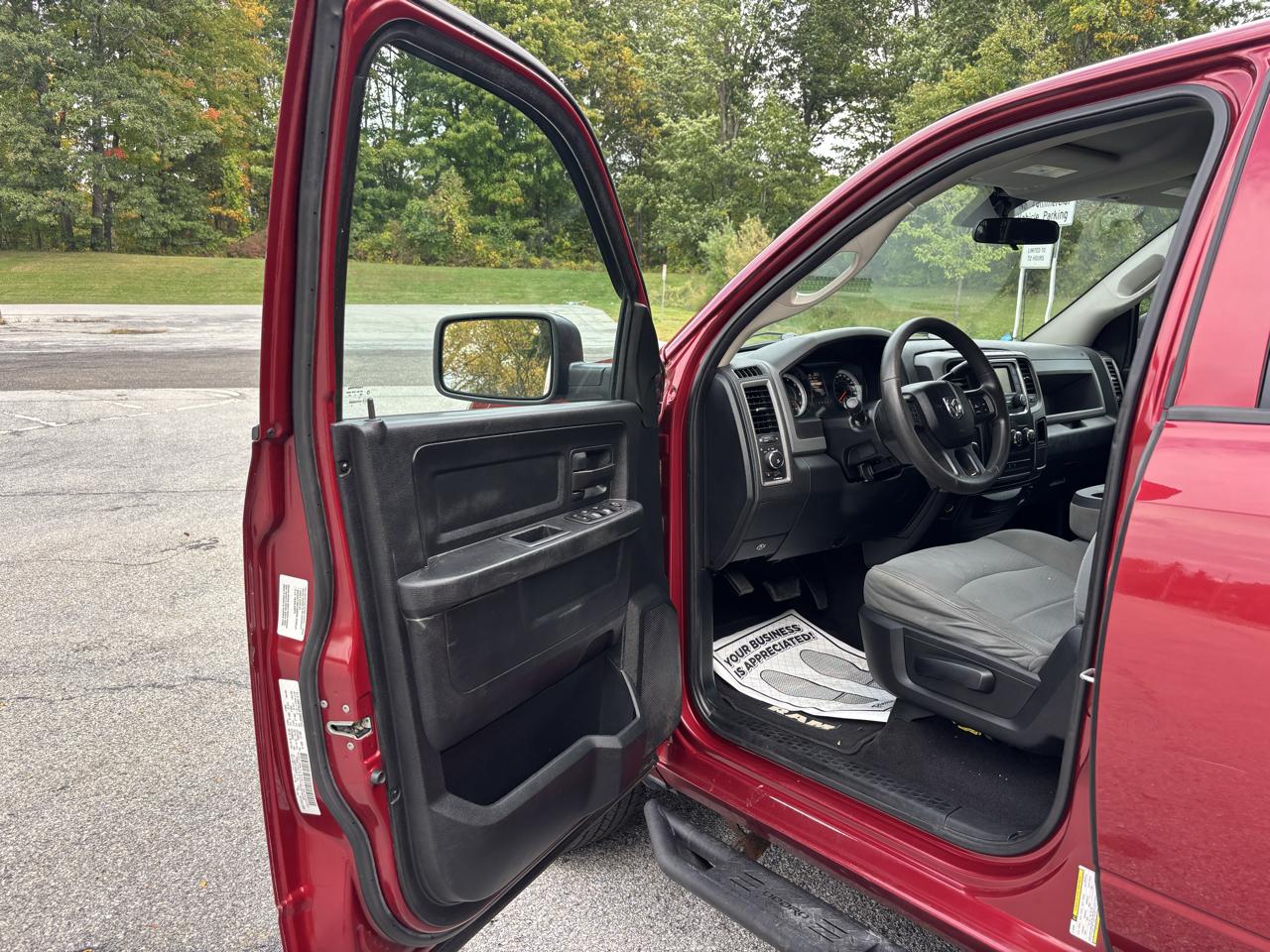 RAM 1500 4WD Quad Cab 140.5" Express 2013