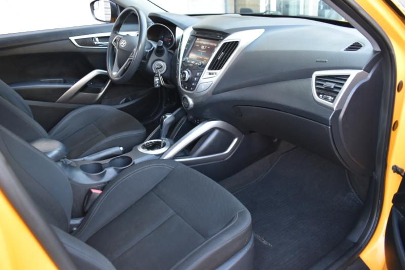 Hyundai Veloster  2016