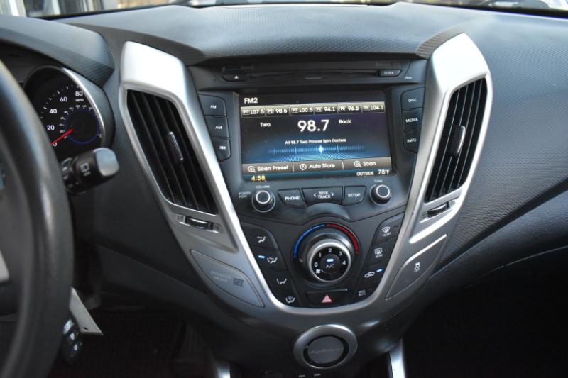 Hyundai Veloster  2016