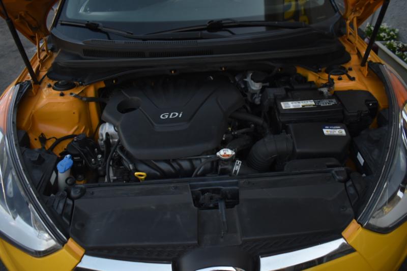 Hyundai Veloster  2016