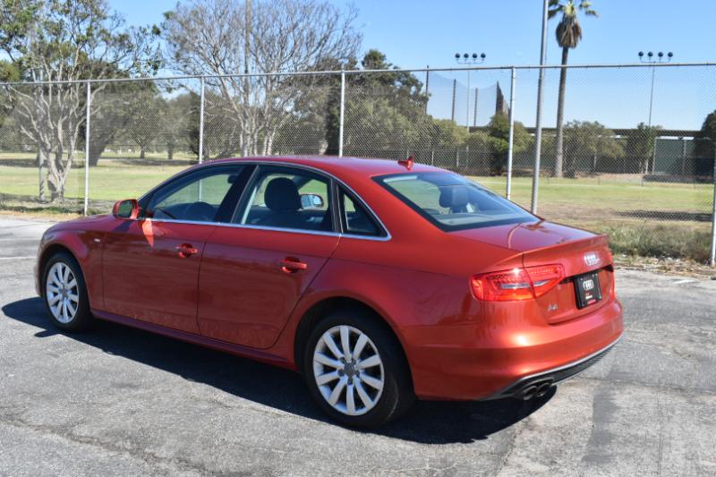 Audi A4 2.0 T Sedan FrontTrak Multitronic 2015 Audi A4 2.0 T Sedan FrontTrak Multitronic 2015