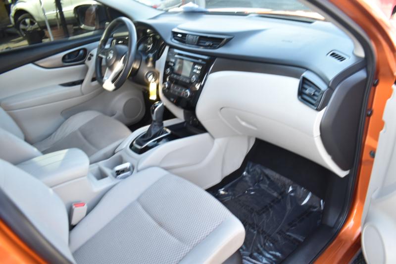 Nissan Rogue Sport S AWD 2017