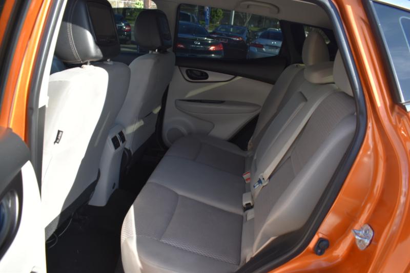 Nissan Rogue Sport S AWD 2017