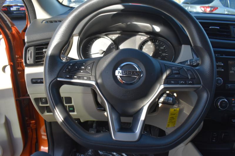 Nissan Rogue Sport S AWD 2017