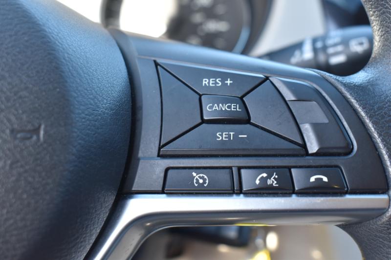 Nissan Rogue Sport S AWD 2017