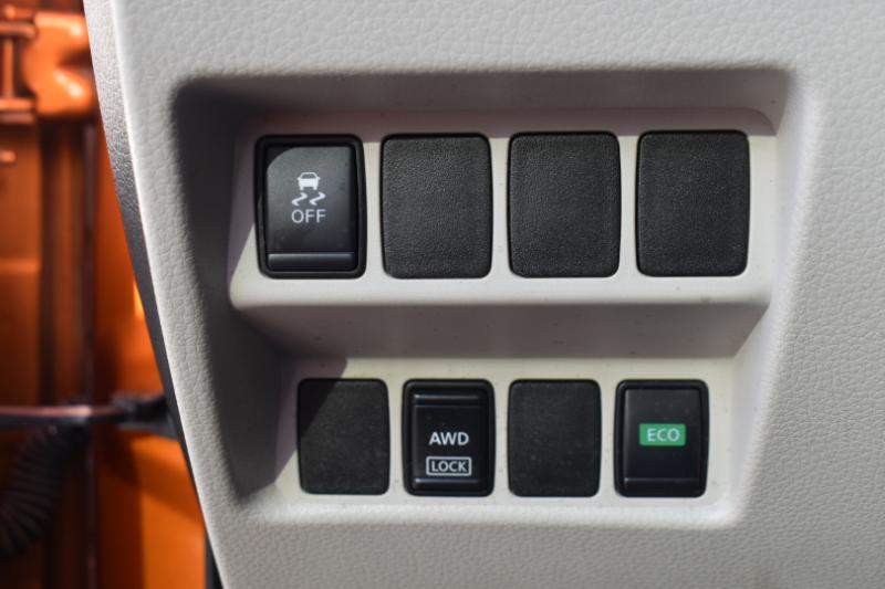 Nissan Rogue Sport S AWD 2017