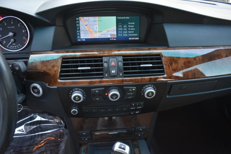 BMW 5-Series 535xi 2008