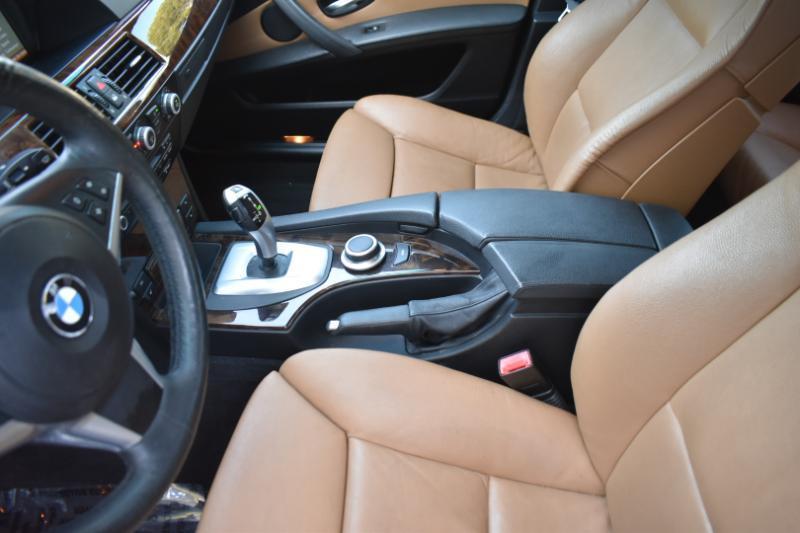 BMW 5-Series 535xi 2008