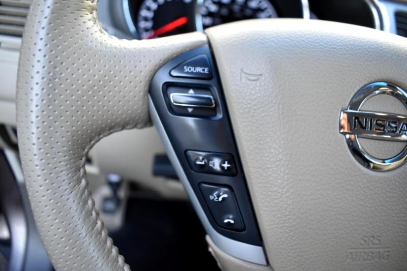 Nissan Murano SL 2011