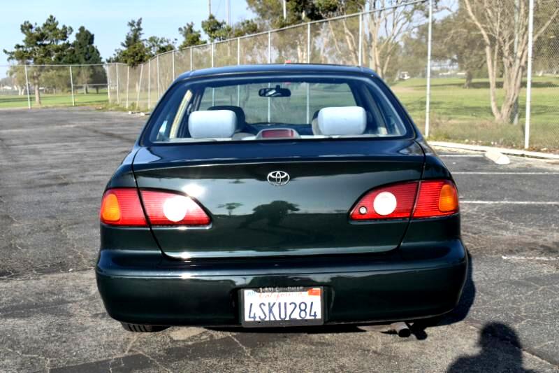 Toyota Corolla CE 2002