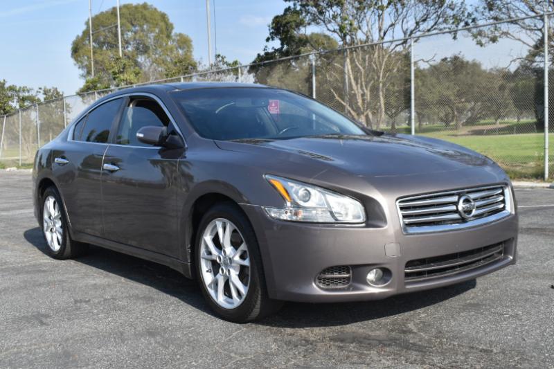 Nissan Maxima SL 2012