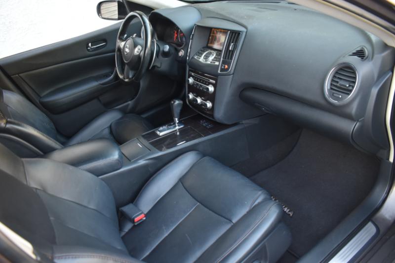 Nissan Maxima SL 2012
