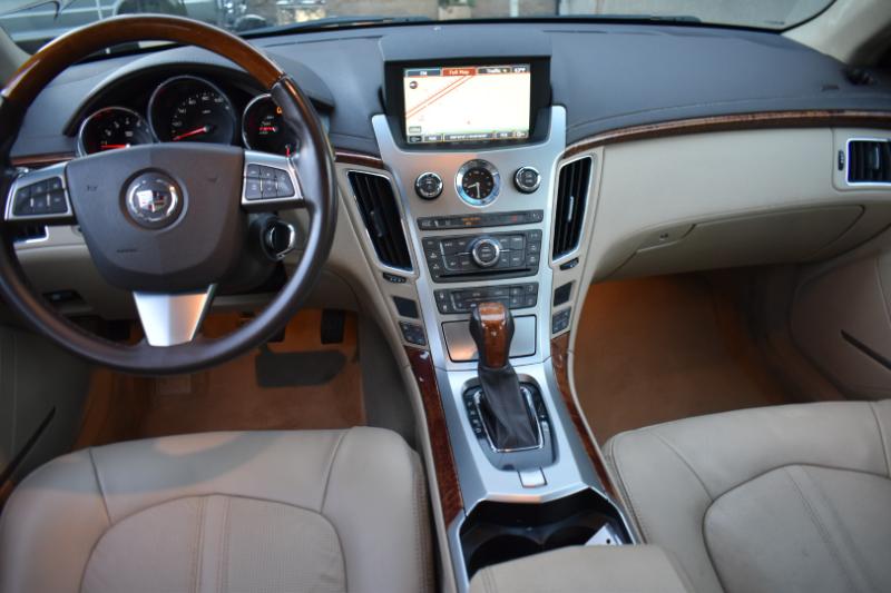 Cadillac CTS 3.6L SIDI with Navigation 2008