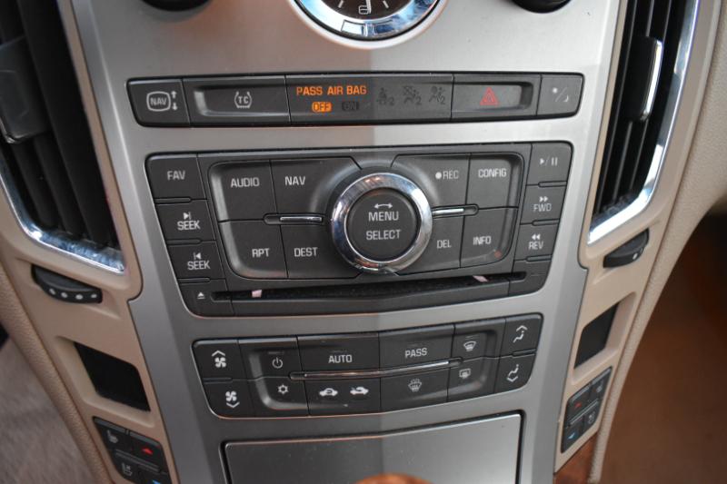 Cadillac CTS 3.6L SIDI with Navigation 2008