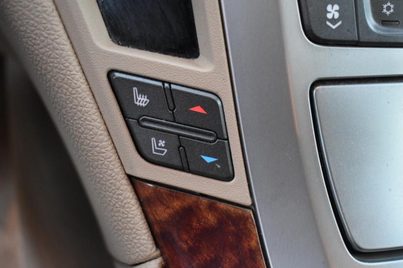 Cadillac CTS 3.6L SIDI with Navigation 2008