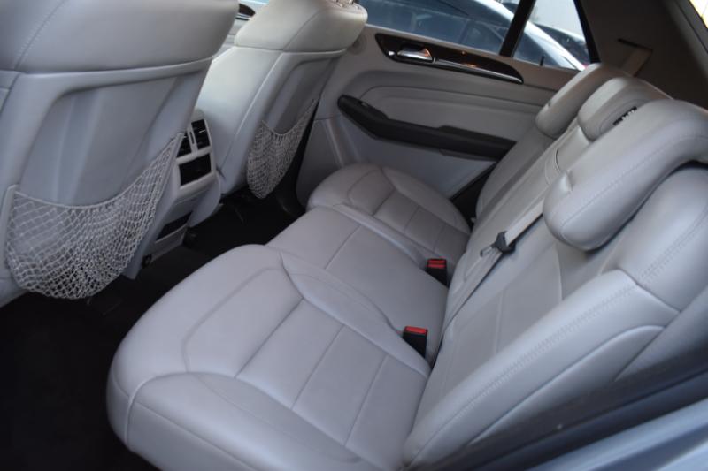 Mercedes-Benz M-Class ML350 4MATIC 2012