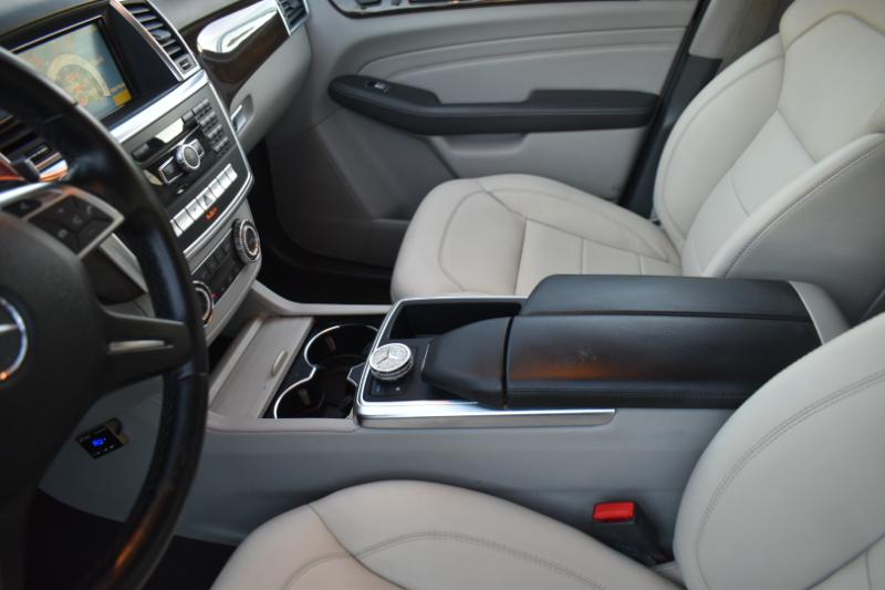 Mercedes-Benz M-Class ML350 4MATIC 2012