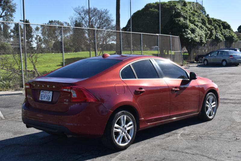 Volvo S40 T5 AWD 2013
