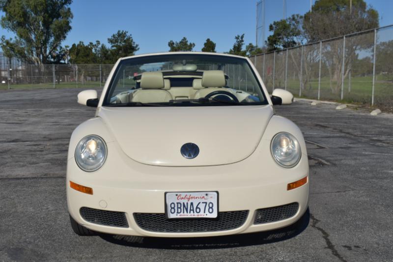 Volkswagen New Beetle S PZEV Convertible 2009