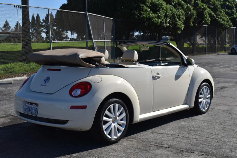 Volkswagen New Beetle S PZEV Convertible 2009