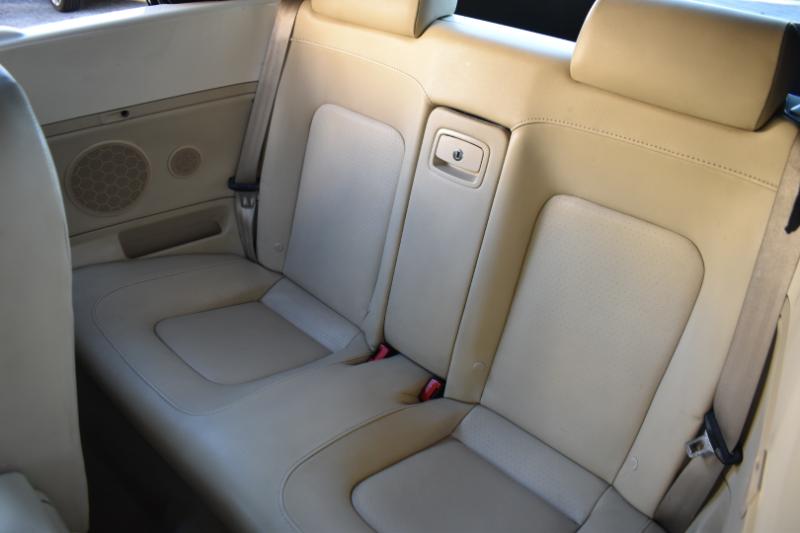 Volkswagen New Beetle S PZEV Convertible 2009