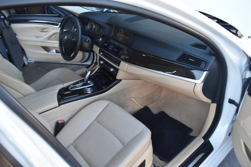 BMW 5-Series 528i xDrive 2013