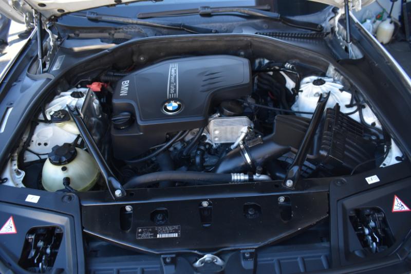 BMW 5-Series 528i xDrive 2013