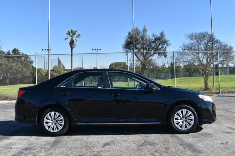 Toyota Camry LE 2012