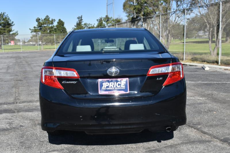 Toyota Camry LE 2012