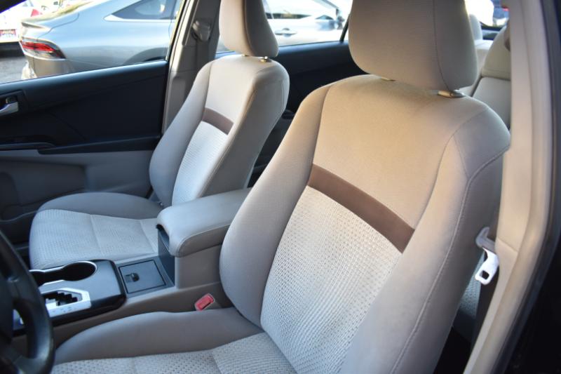 Toyota Camry LE 2012