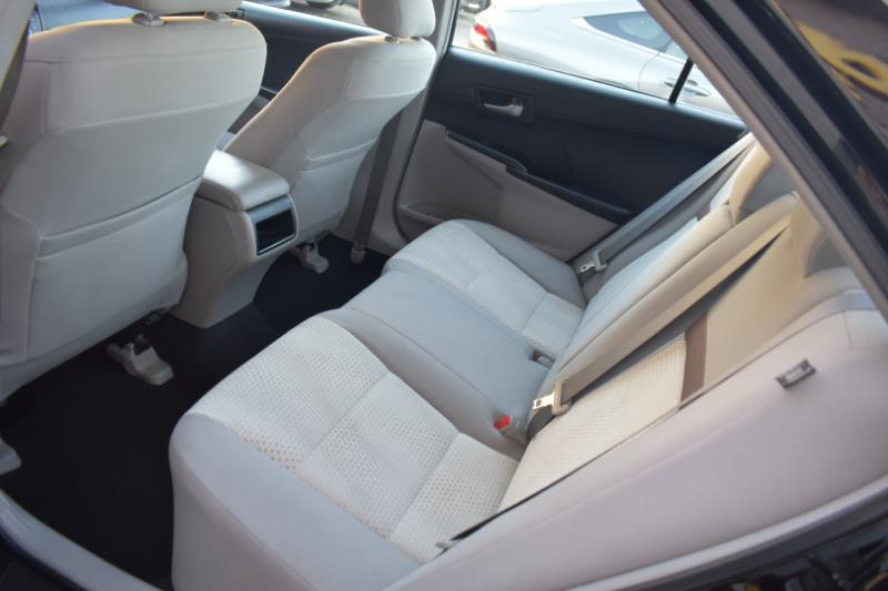 Toyota Camry LE 2012