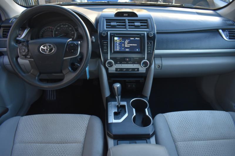 Toyota Camry LE 2012