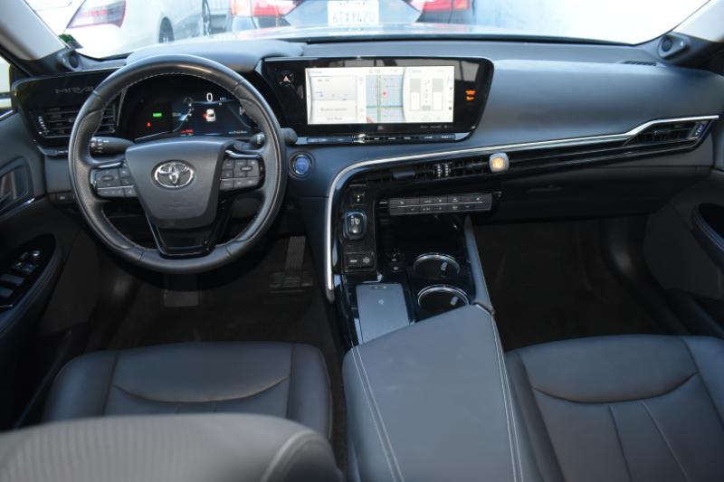 Toyota Mirai XLE 2021