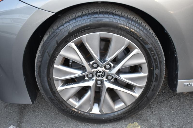 Toyota Mirai XLE 2021