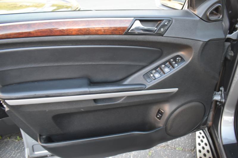 Mercedes-Benz M-Class ML350 2010