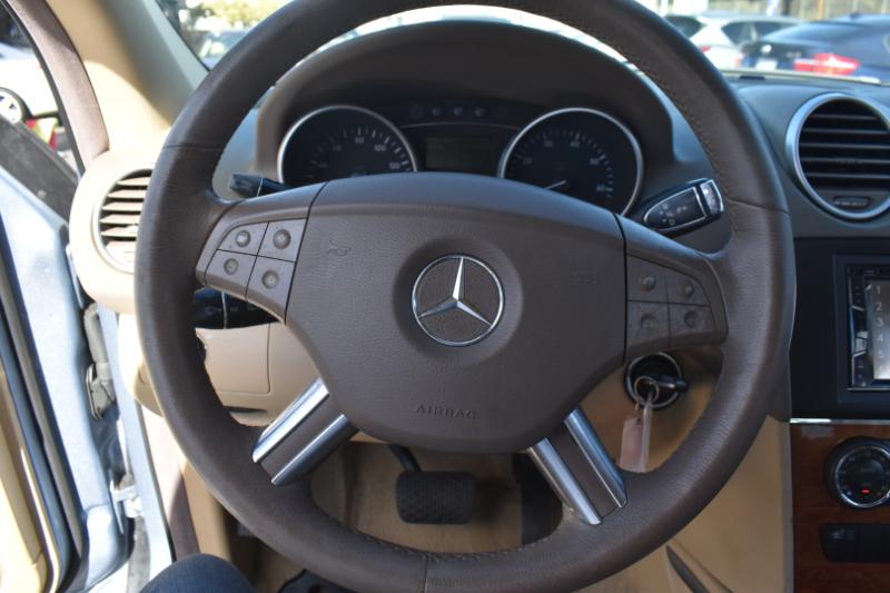 Mercedes-Benz M-Class ML350 2006