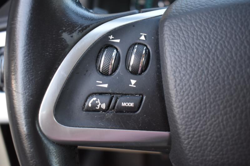 Jaguar XF-Series XF 2.0L I4T Premium 2015