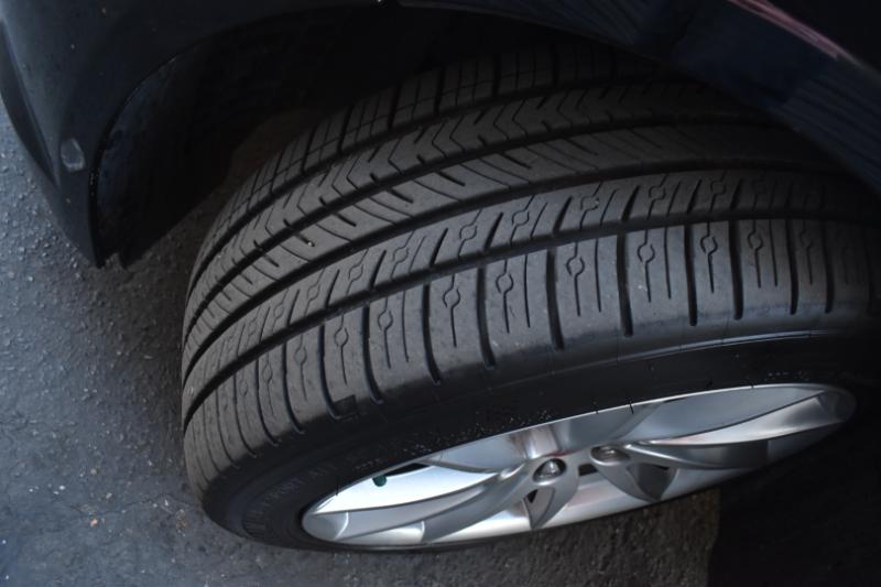 Jaguar XF-Series XF 2.0L I4T Premium 2015