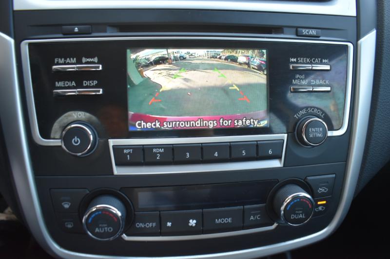 Nissan Altima 2.5 SV 2017