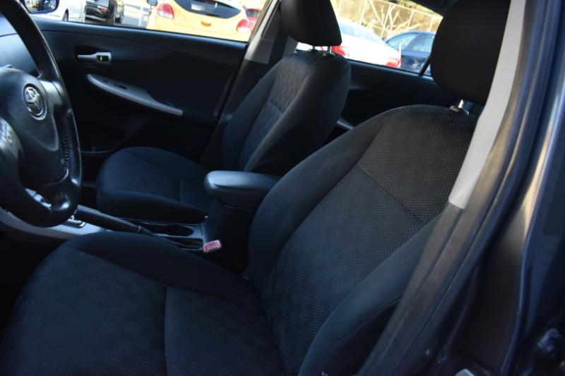 Toyota Corolla S 4-Speed AT 2010