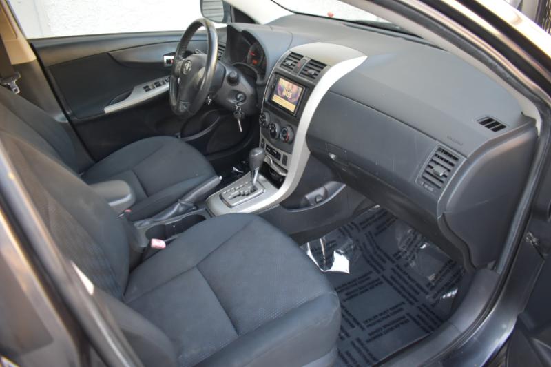 Toyota Corolla S 4-Speed AT 2010