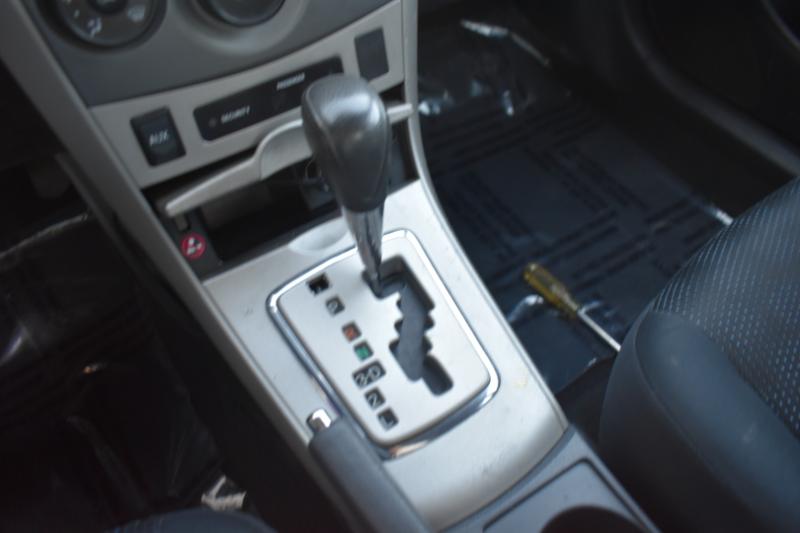 Toyota Corolla S 4-Speed AT 2010