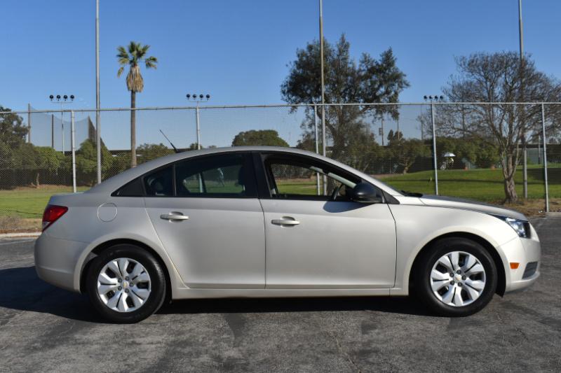 Chevrolet Cruze LS Auto 2014