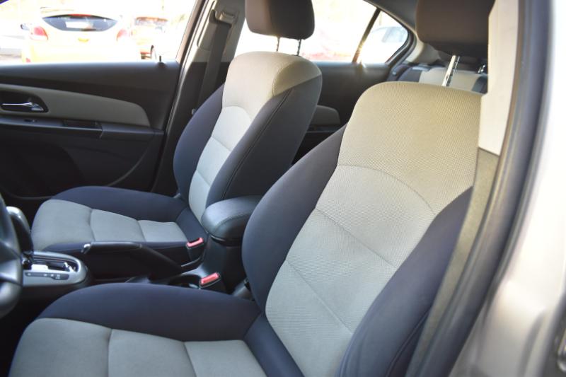 Chevrolet Cruze LS Auto 2014