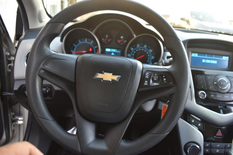 Chevrolet Cruze LS Auto 2014