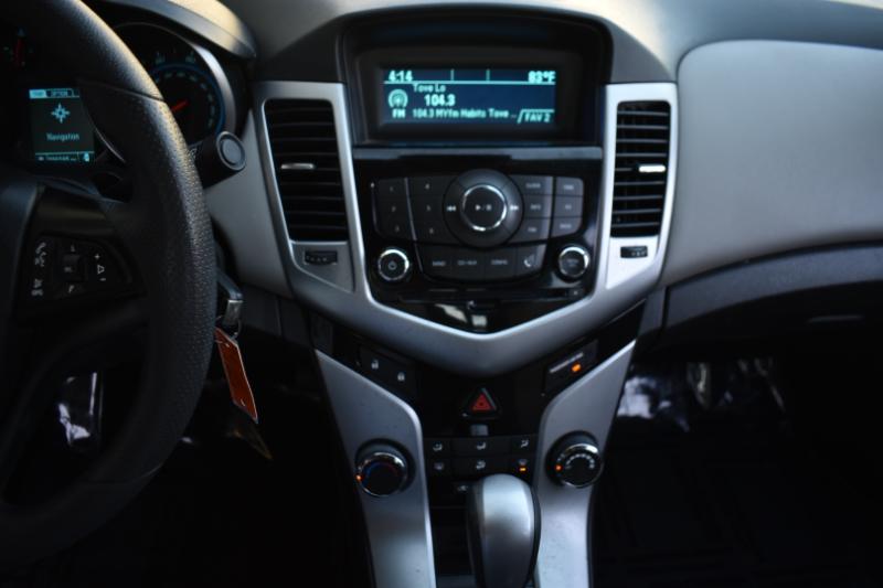 Chevrolet Cruze LS Auto 2014