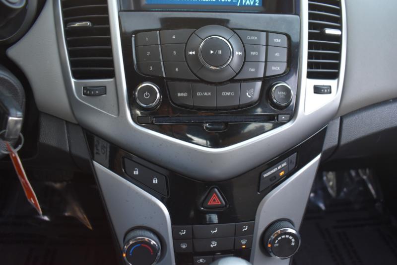 Chevrolet Cruze LS Auto 2014