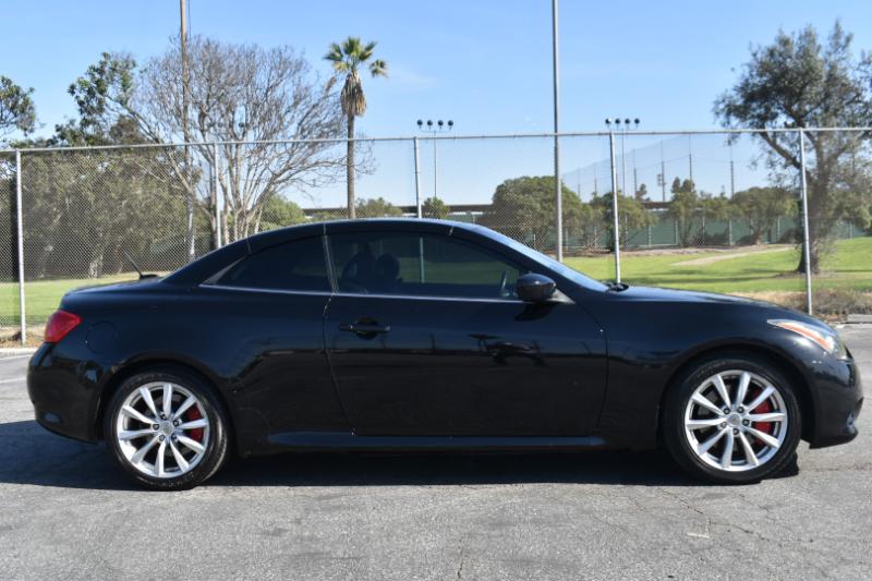 Infiniti G Convertible G37 2012