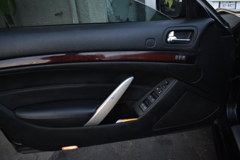 Infiniti G Convertible G37 2012