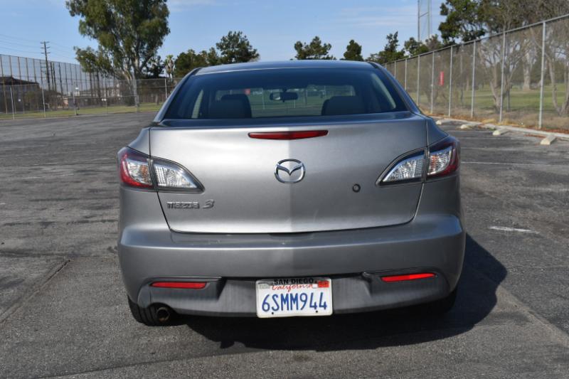 Mazda MAZDA3 i Sport 4-Door 2011